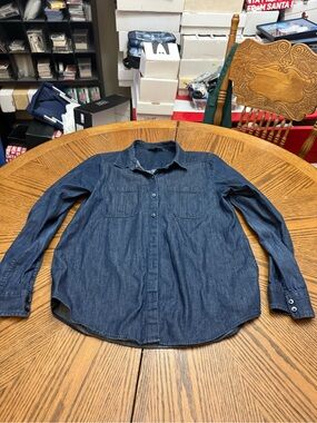 Express Men's Dark Blue Denim Button-Down Shirt